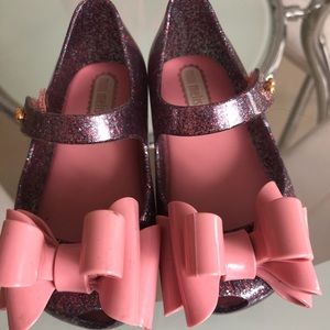 Mini Melissa’s kids size 6